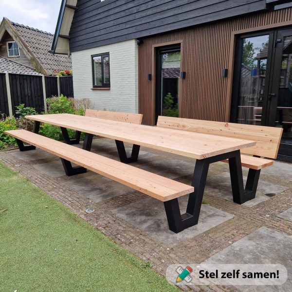 Stalen picknicktafel met hout